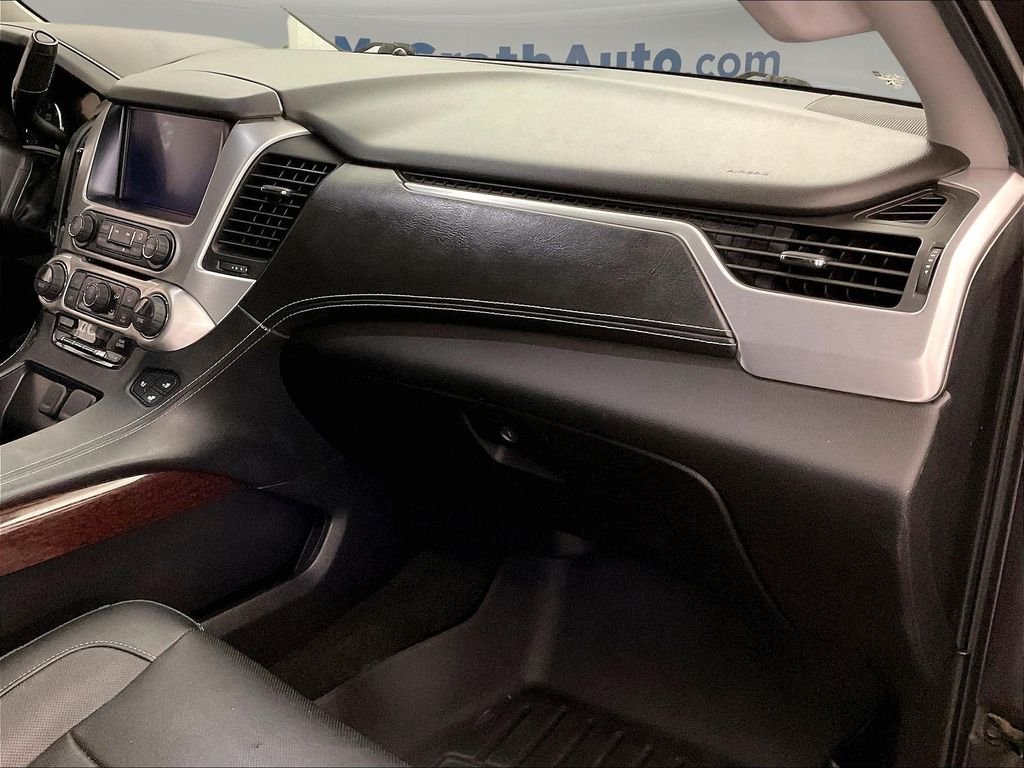 Used 2017 Silver GMC SLT image 21