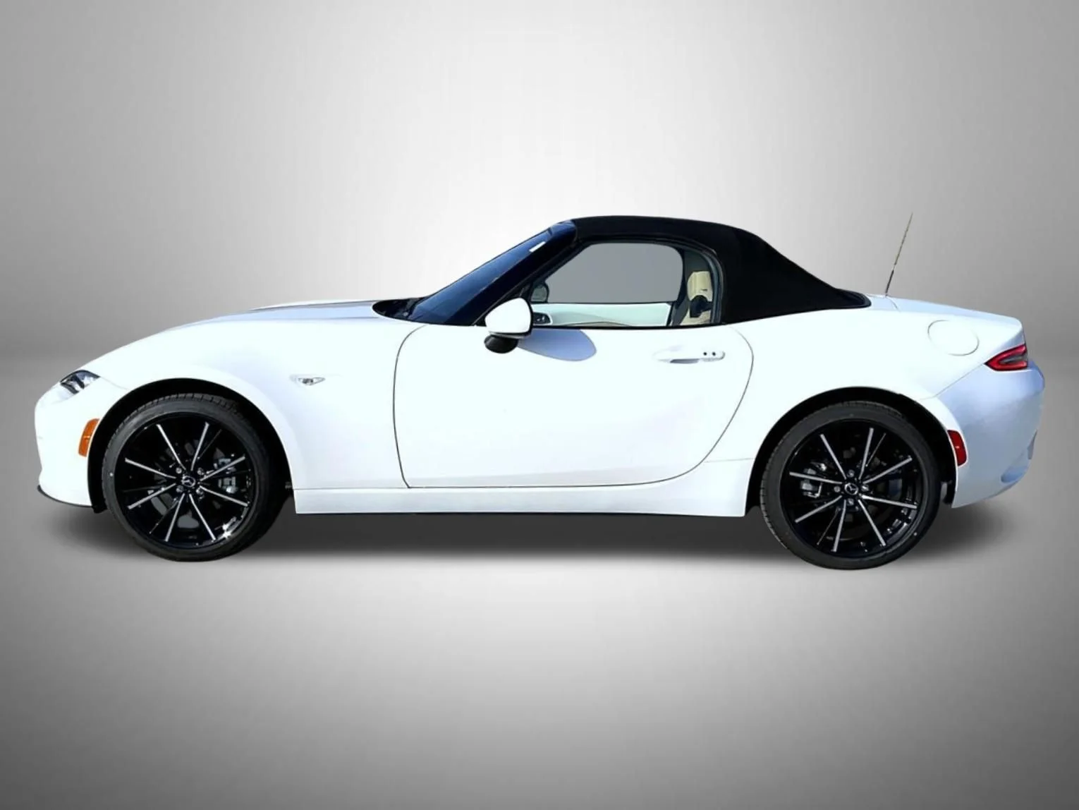 New 2026 Snowflake White Pearl Mazda Grand Touring image 9