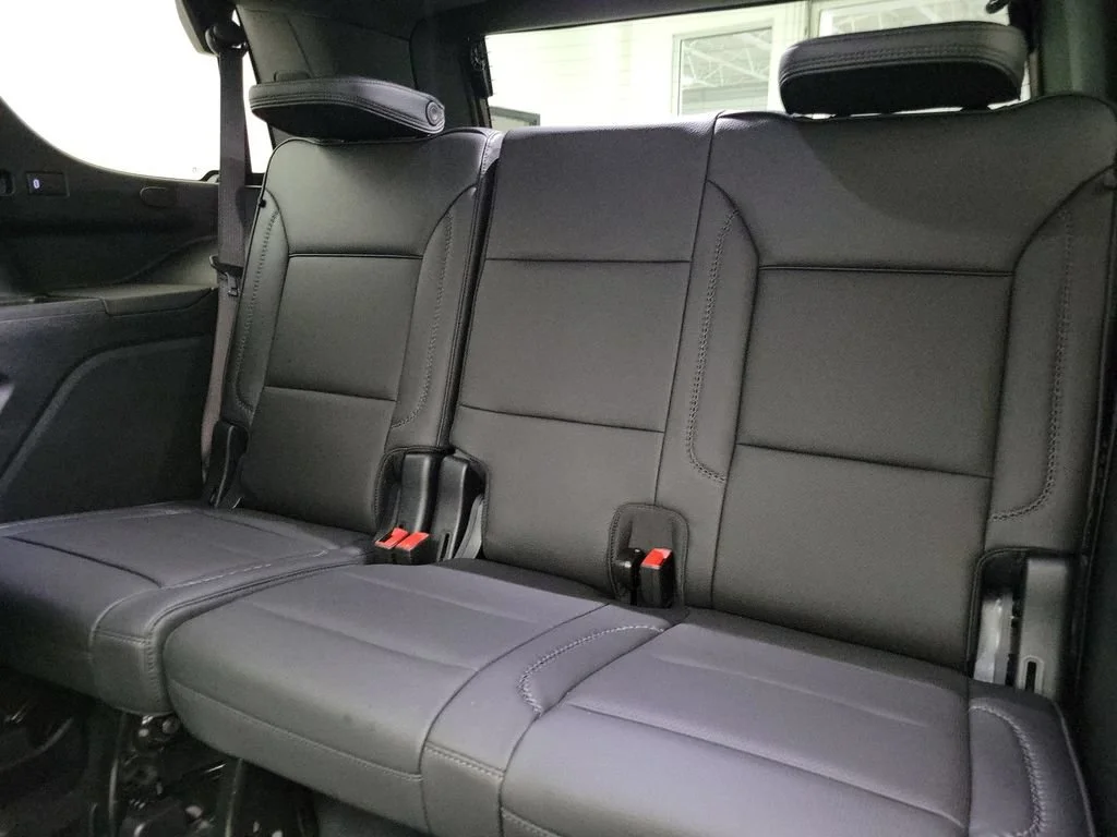 2025 GMC Yukon Denali - Photo 13