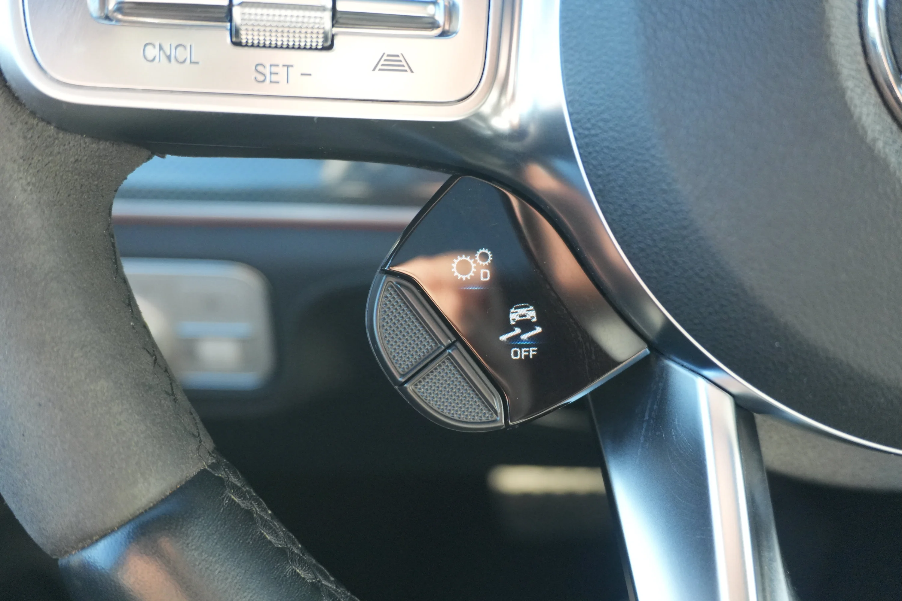 Used 2021 Obsidian Black Metallic Mercedes-Benz AMG® GLE 53 image 19