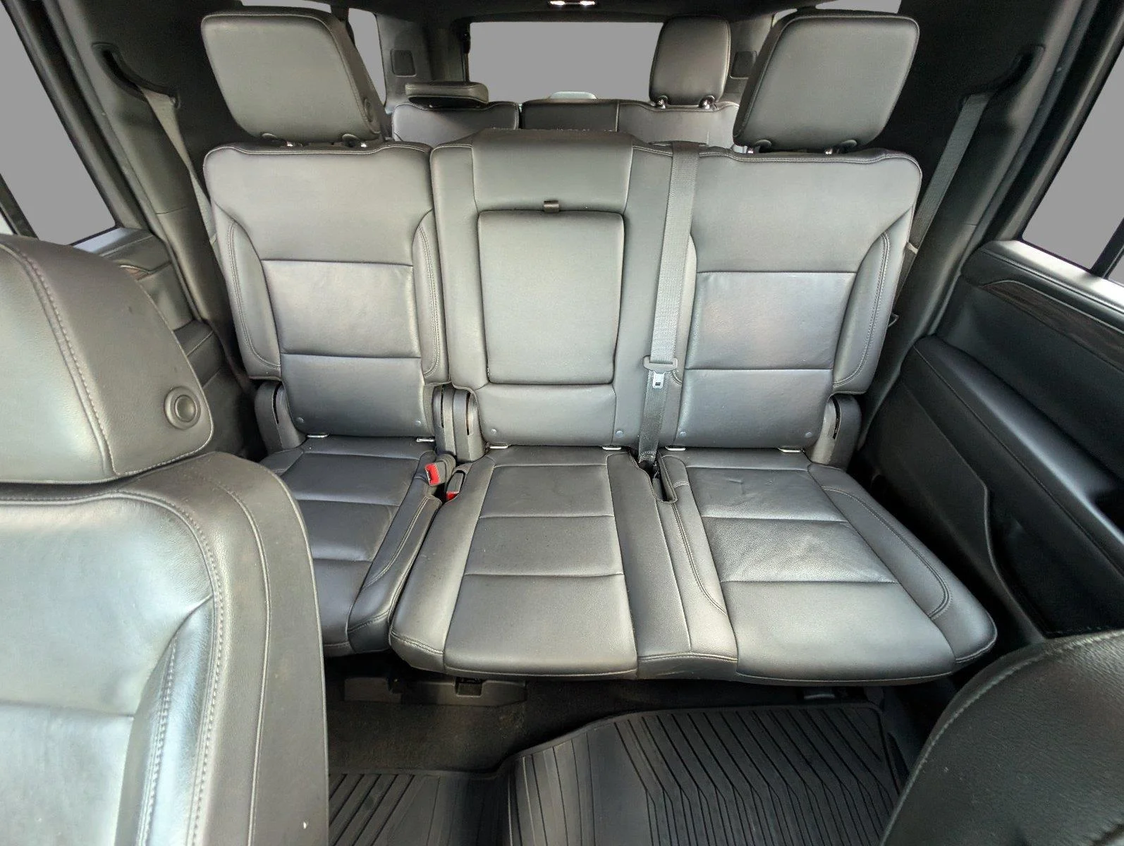 Used 2021 Shadow Gray Metallic Chevrolet LT image 40