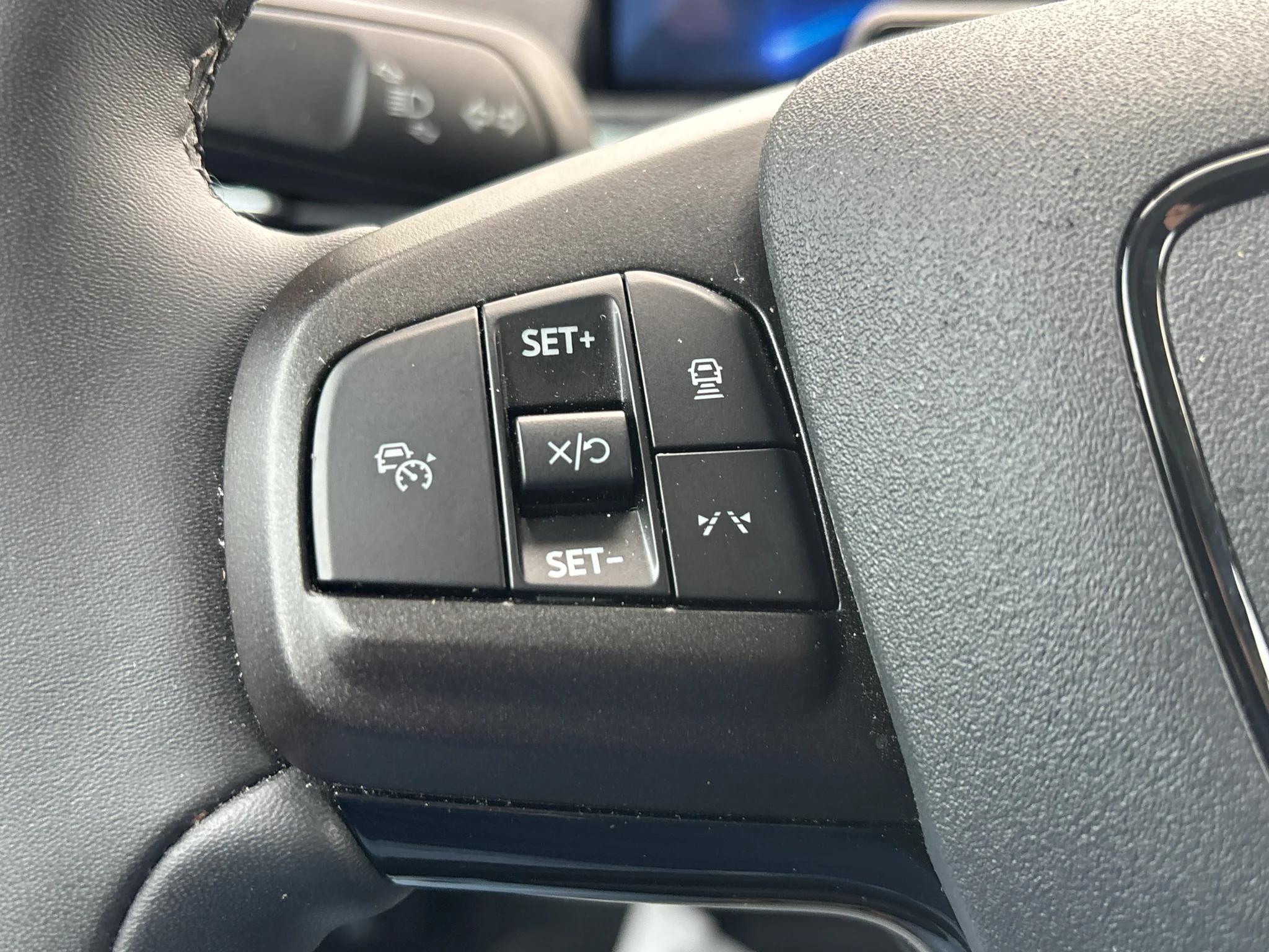 Used 2023 Shadow Black Ford Premium image 14