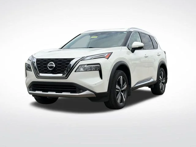 Used 2021 White Nissan Platinum image 17