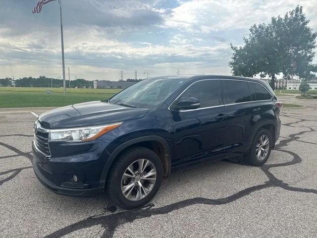 2015 Toyota Highlander LE Plus V6