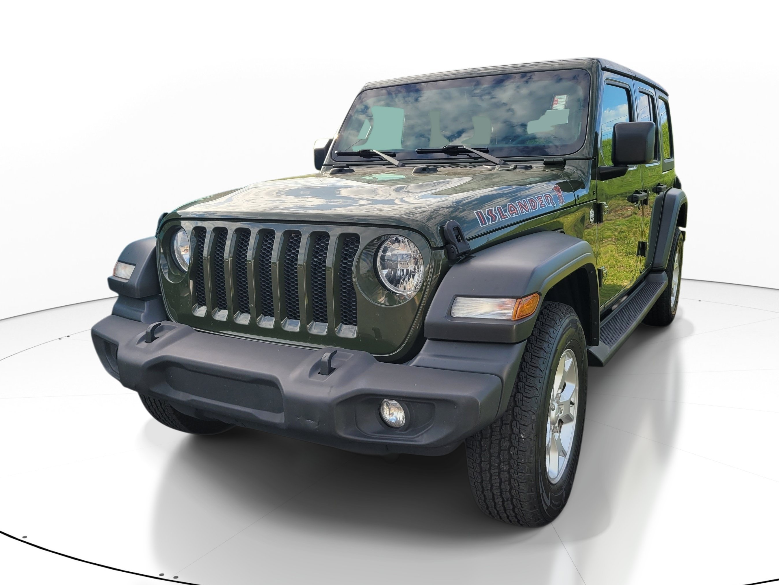 Used 2021 Sarge Green Clearcoat Jeep Unlimited Islander image 3