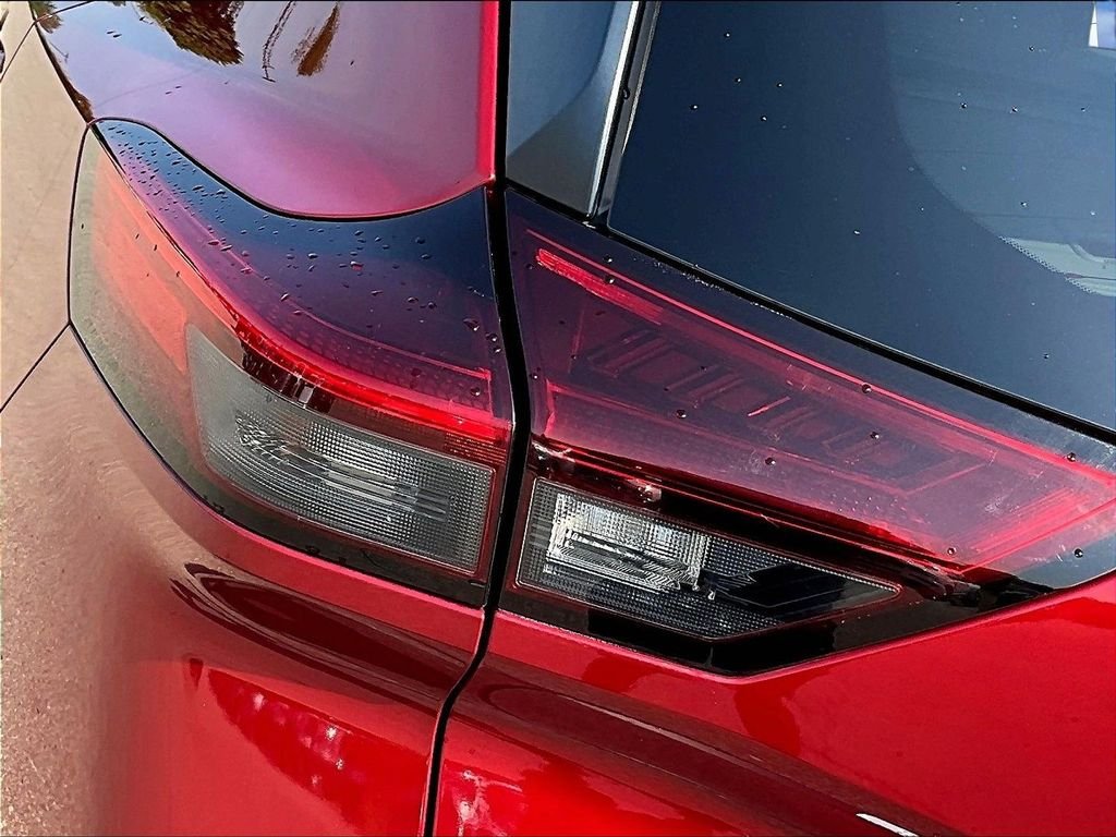 Used 2023 Red Nissan SV image 27