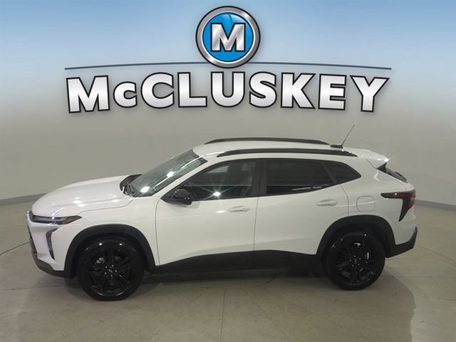 Certified Used 2024 Summit White Chevrolet ACTIV image 31