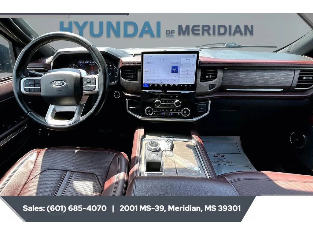 Used 2024 AGATE BLACK METALLIC Ford Limited image 13