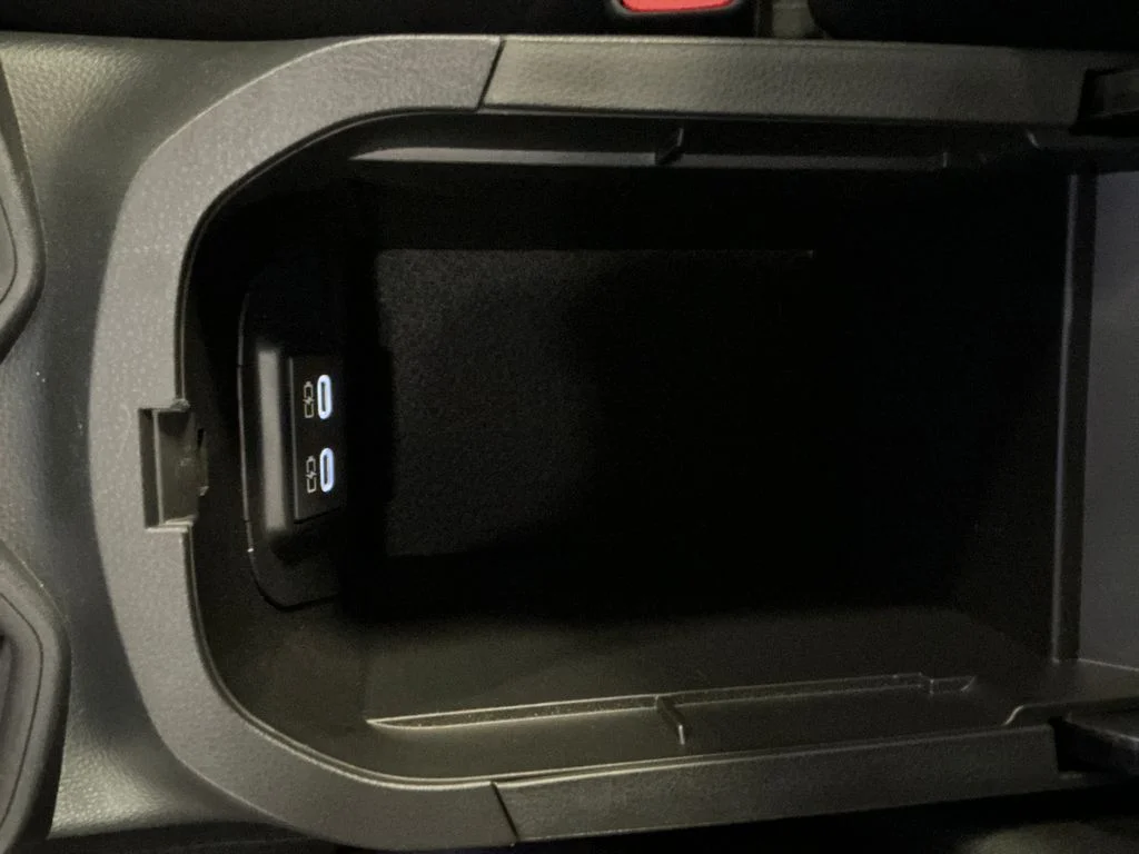 Used 2025  Toyota XLE image 24