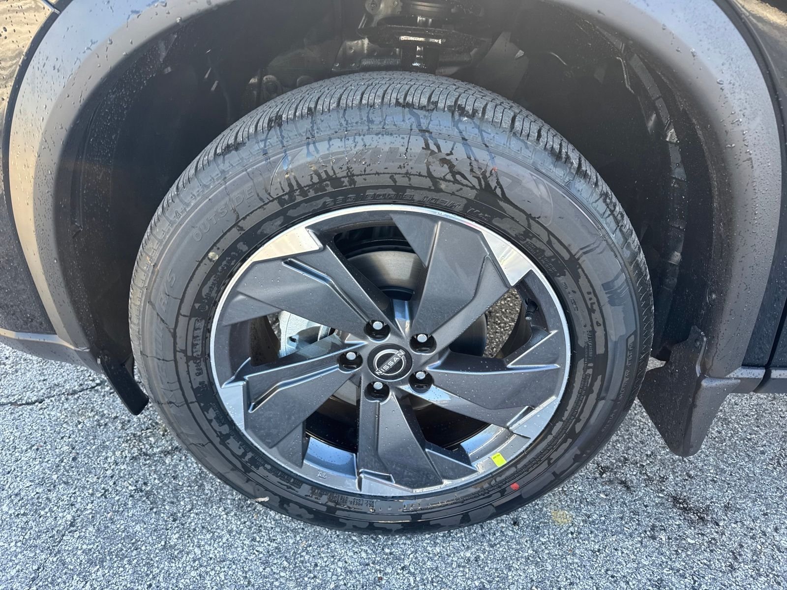 New 2026 Nissan Rogue SV 4D Sport Utility