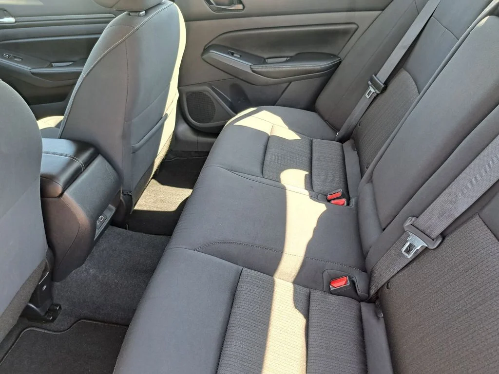 2025 Nissan Altima SV - Photo 21