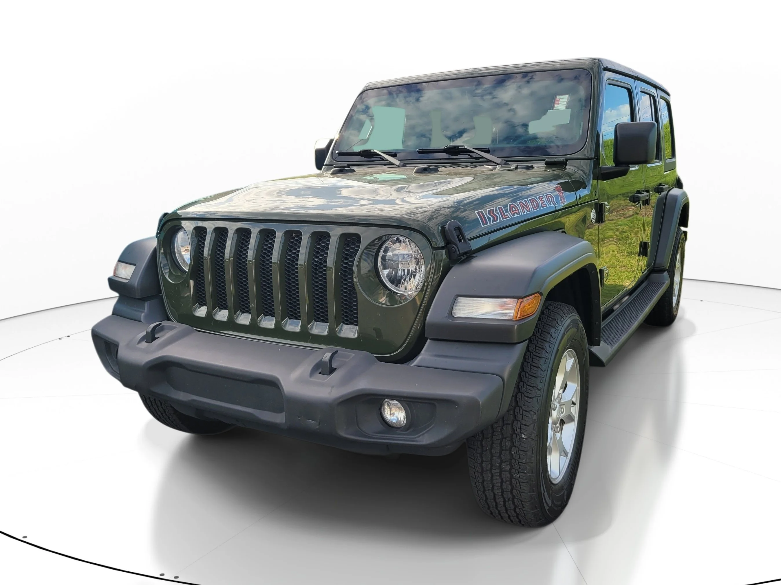 Used 2021 Sarge Green Clearcoat Jeep Unlimited Islander image 3