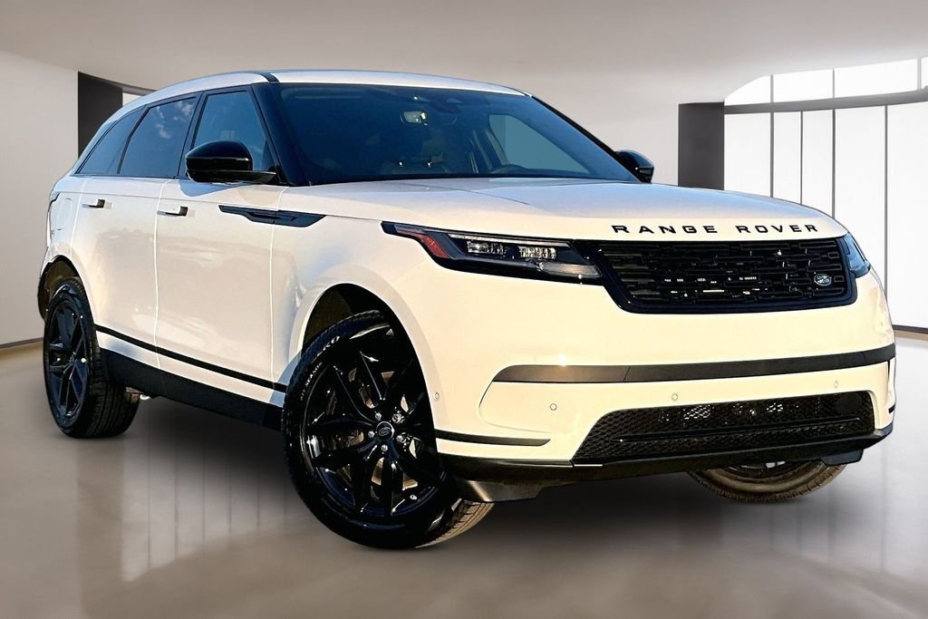 New 2026 FUJI WHITE Land Rover S image 2
