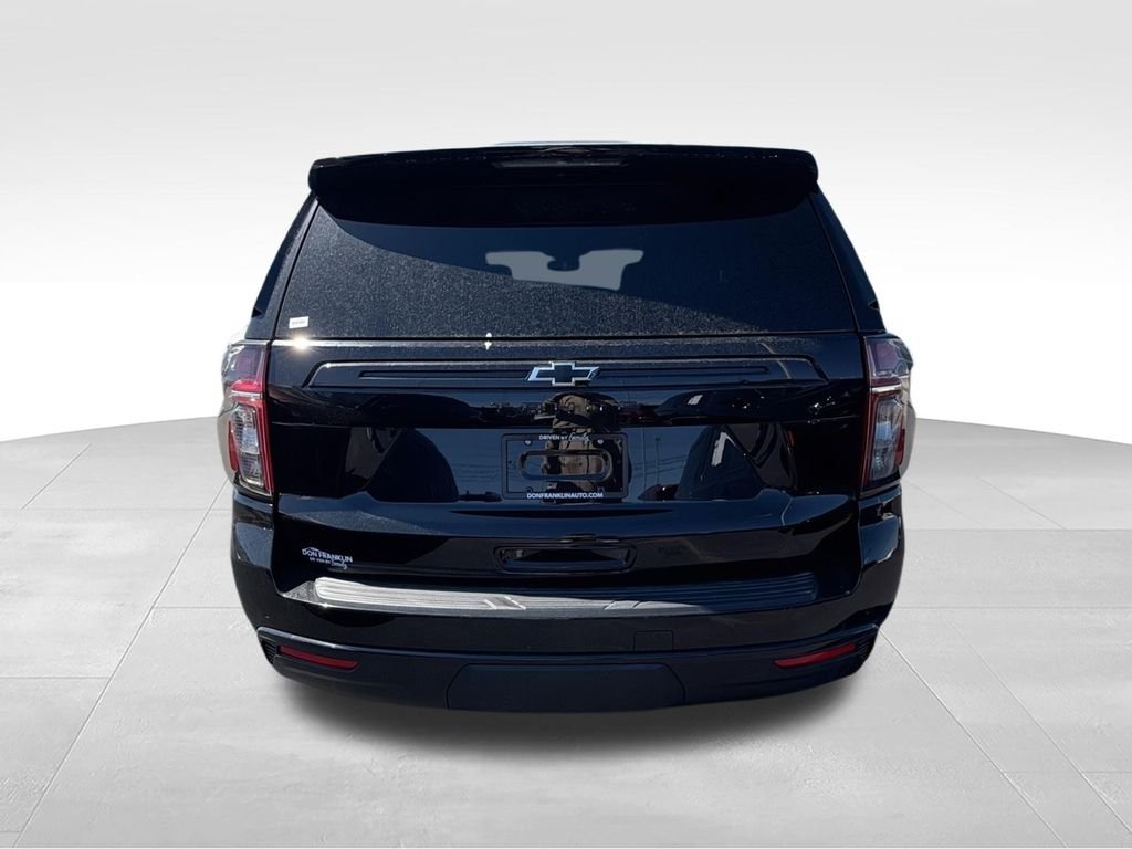 Used 2024 Black Chevrolet Z71 image 7