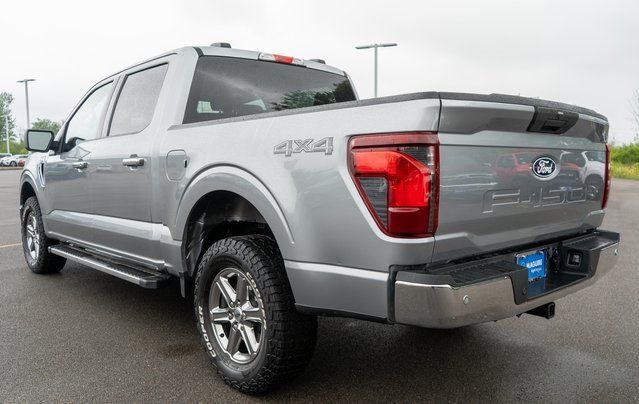 Used 2025 Iconic Silver Metallic Ford XLT image 8