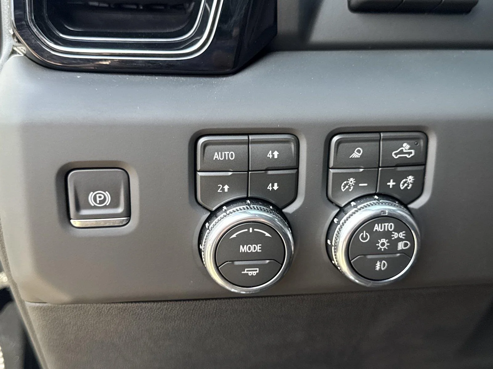 New 2026 Onyx Black GMC AT4 image 20