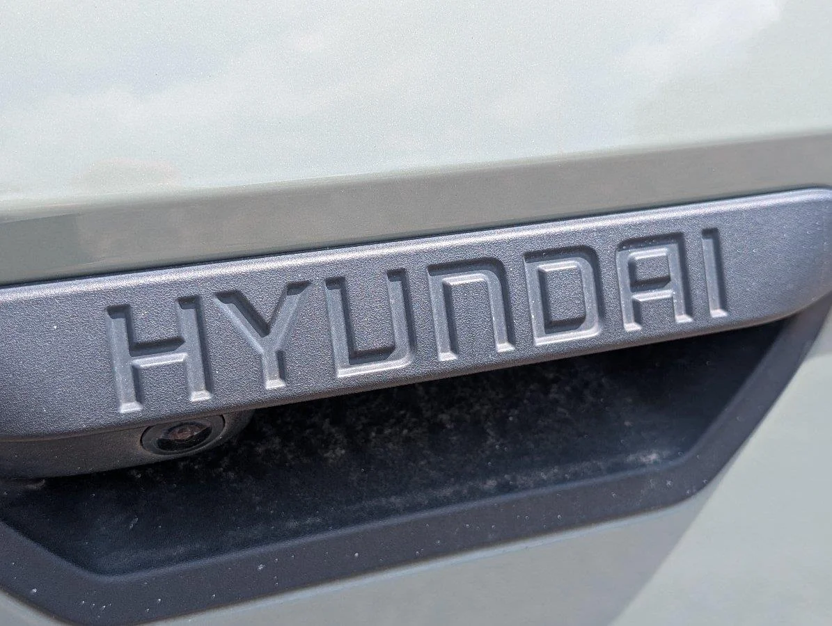 Used 2024 Sage Gray Hyundai SEL image 6