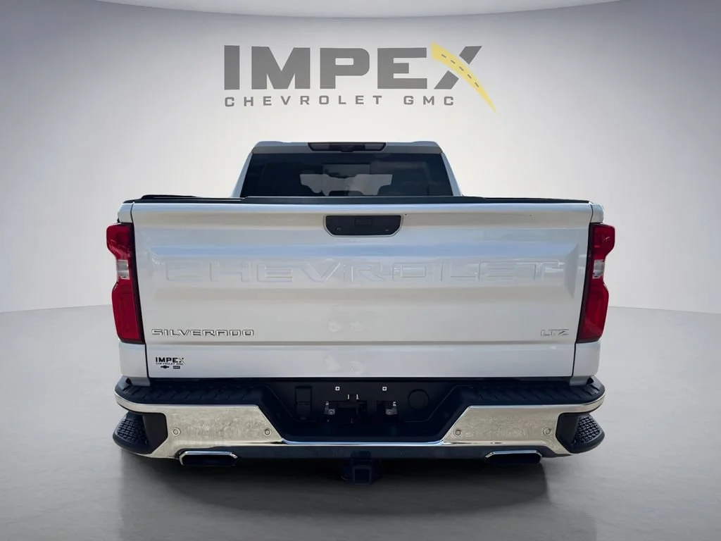 Used 2020 IRIDESCENT PEARL TRICOAT Chevrolet LTZ image 5