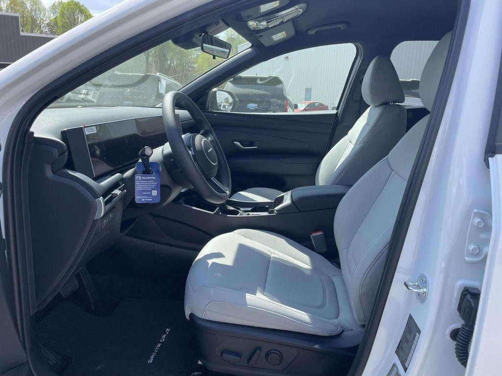 New 2026 White Hyundai SEL AWD image 15