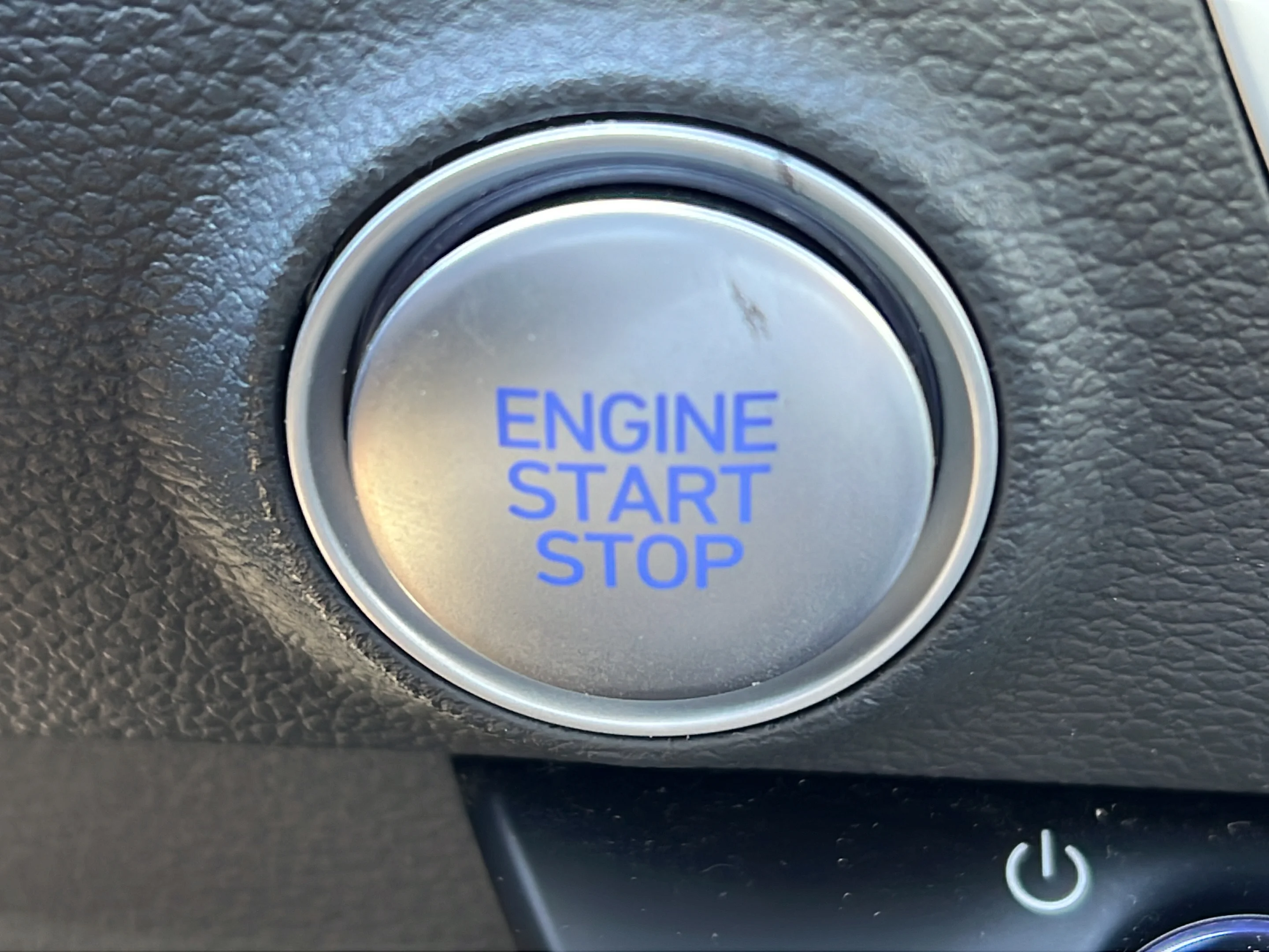 Used 2024 Aero Silver Hyundai SEL image 27