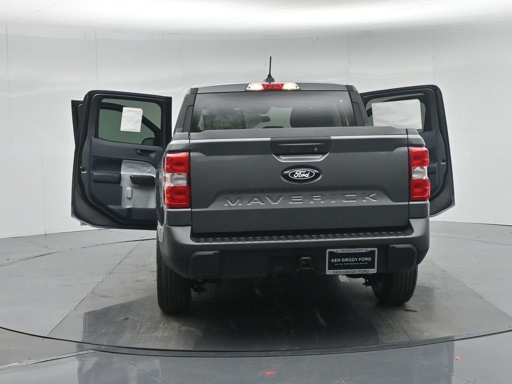 New 2026 Carbonized Gray Metallic Ford XLT image 31