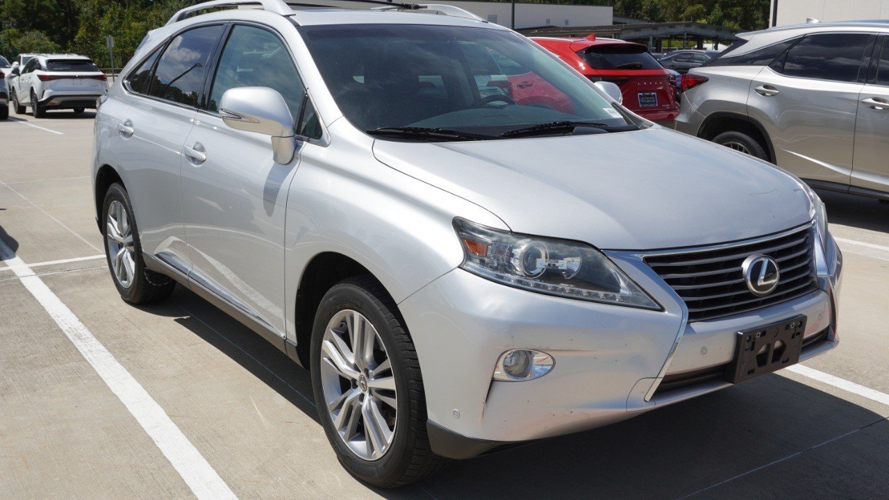 Used 2015 Silver Lexus  image 3