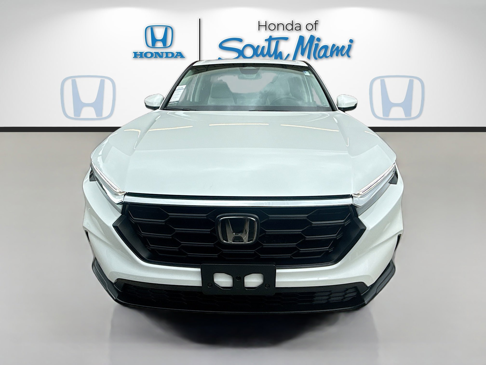 Certified Used 2025 Platinum White Pearl Honda 1.5T AWD LX image 2