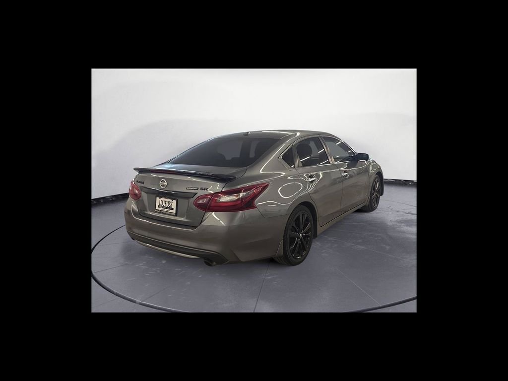 Used 2018 Gray Nissan 2.5 SR image 6
