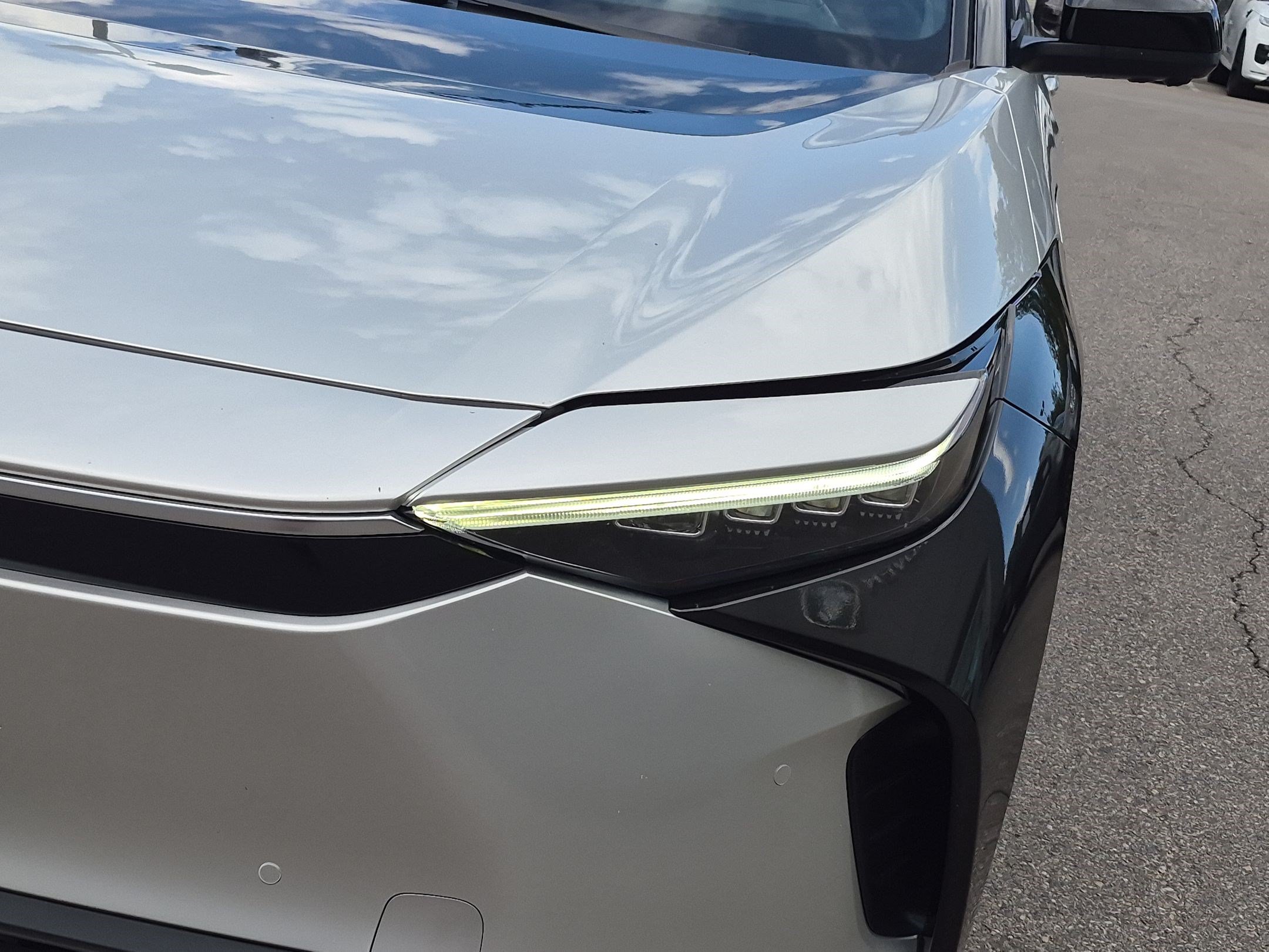 Used 2023 Silver Metallic Toyota XLE image 10