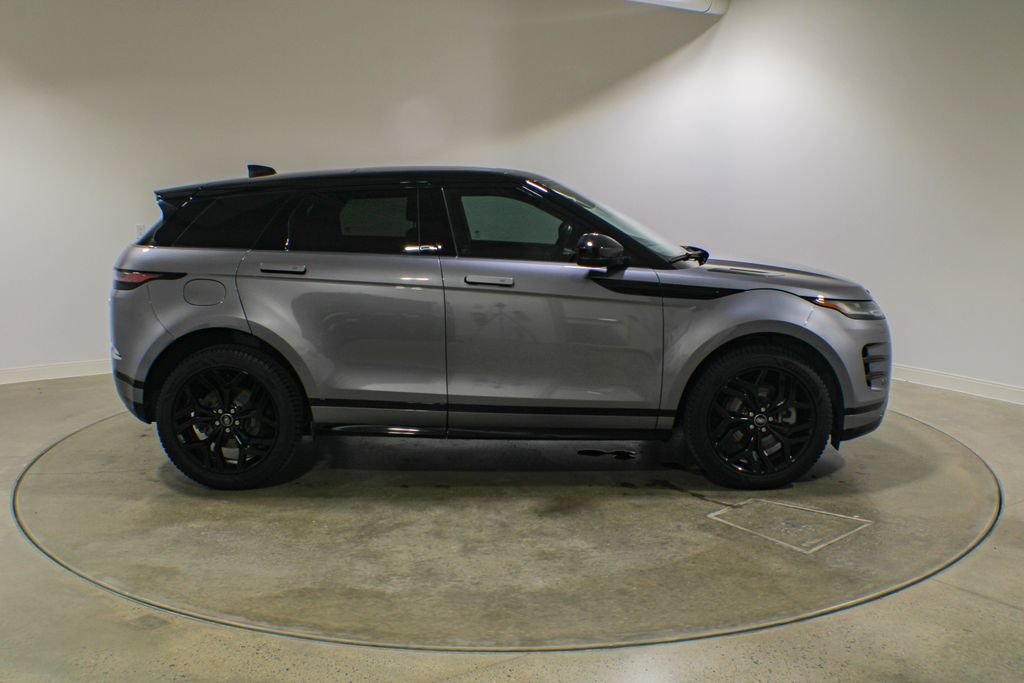 Used 2022 Eiger Gray Metallic Land Rover R-Dynamic SE image 7
