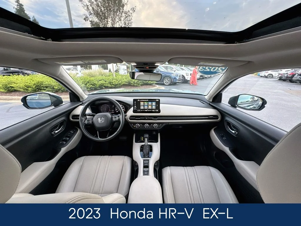 Used 2023  Honda EX-L image 15