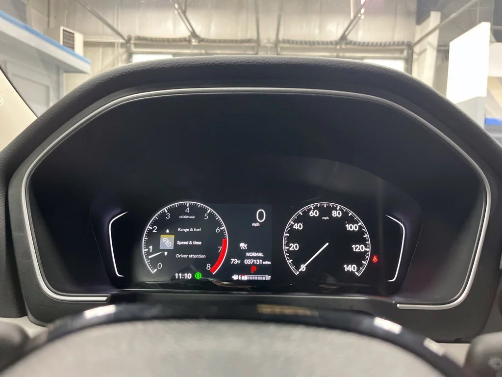 2023 Honda Pilot LX - Photo 17