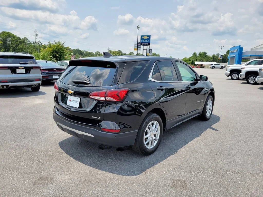Used 2024 Mosaic Black Metallic Chevrolet LT image 5