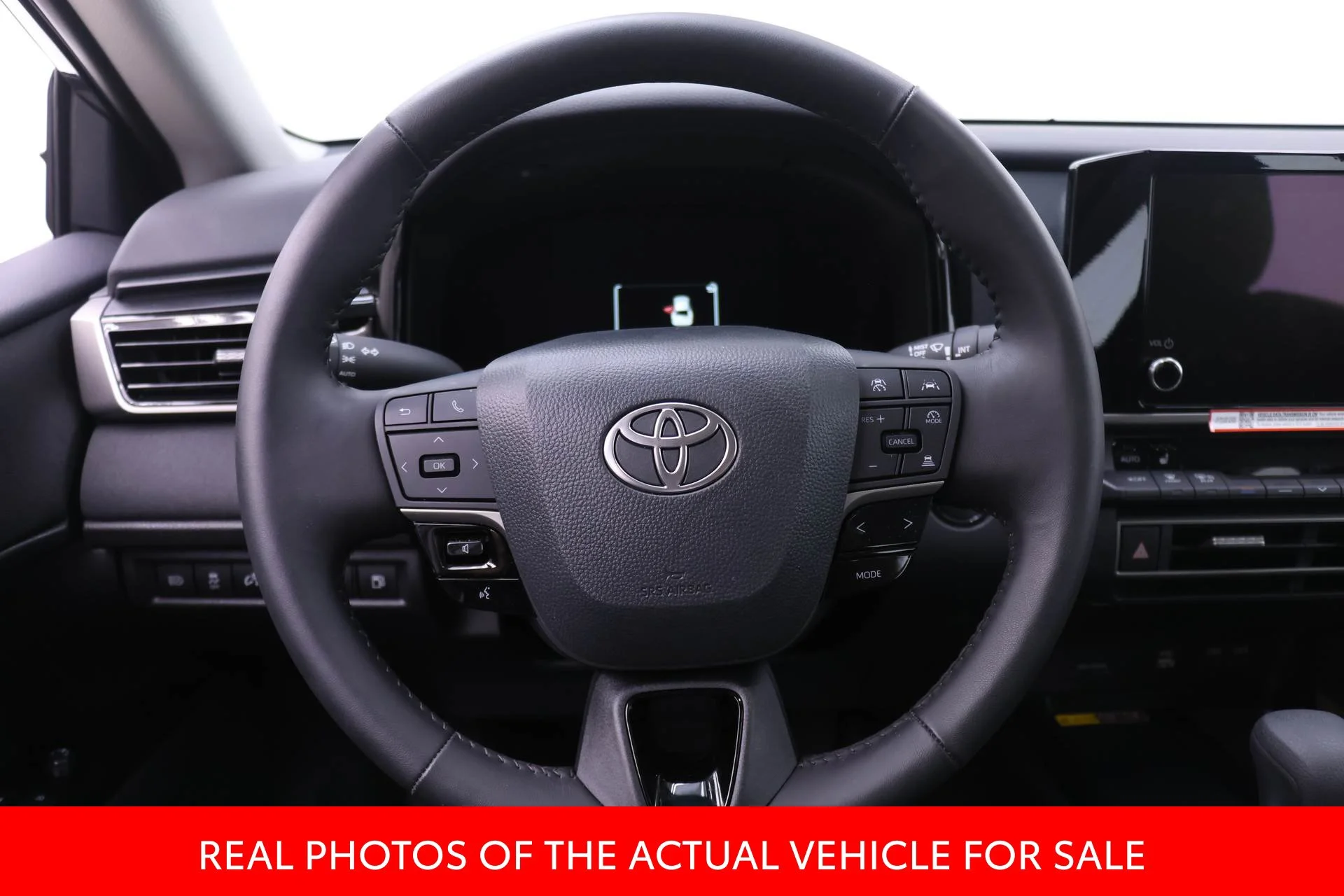 Used 2026  Toyota LE image 13