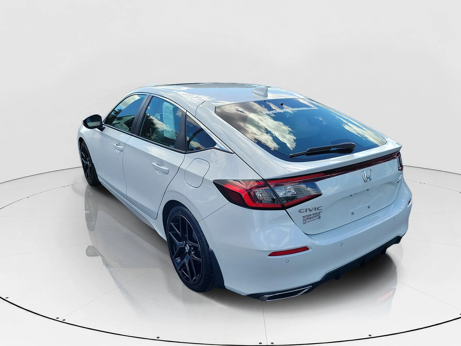 2024 Honda Civic Hatchback Sport Touring - Photo 30