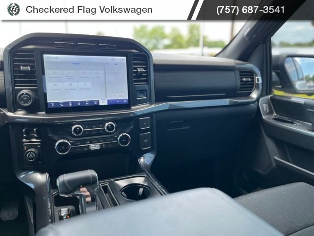 Used 2023 Oxford White Ford XLT image 28