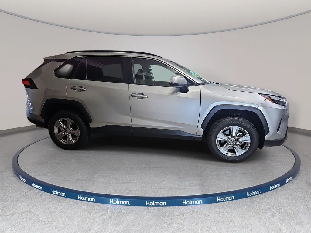 Used 2025 Silver Toyota XLE image 5