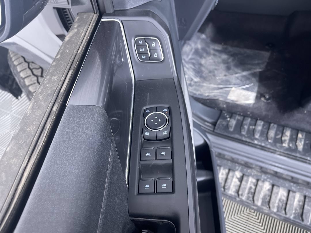 New 2026 Carbonized Gray Metallic Ford Lariat image 14