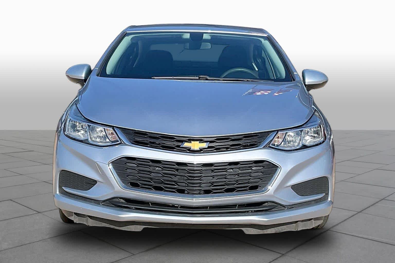 Pre-Owned 2017 Chevrolet Cruze LS
