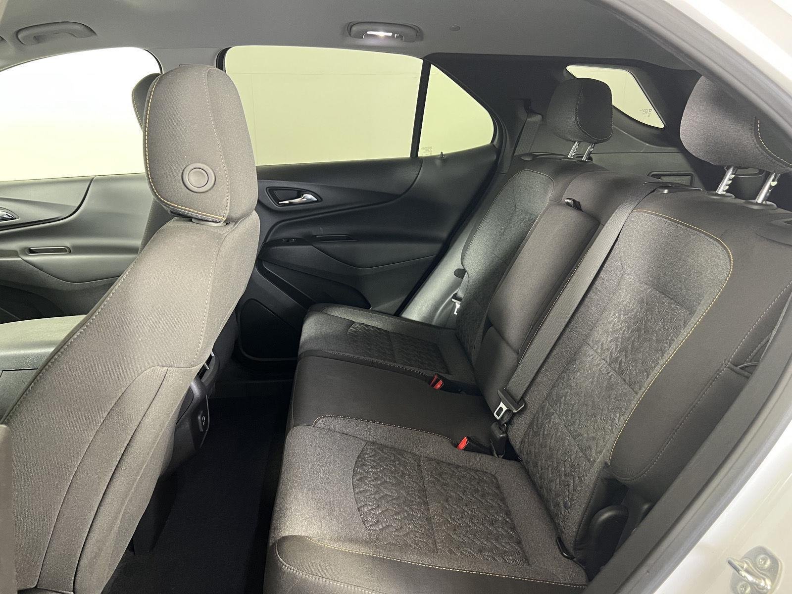 Used 2024 Summit White Chevrolet LT image 18