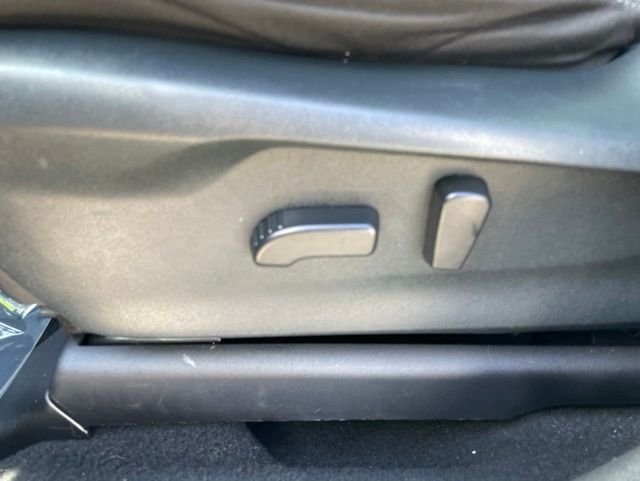 Used 2019 Gray Subaru Premium image 26