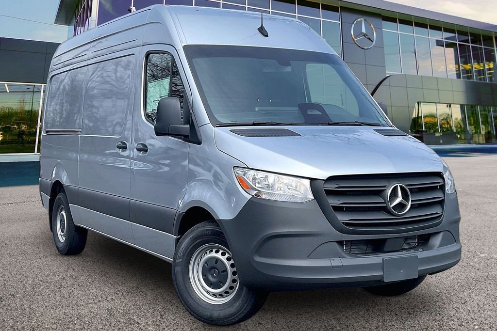 2025 Mercedes-Benz Sprinter 2500 144 WB's photo