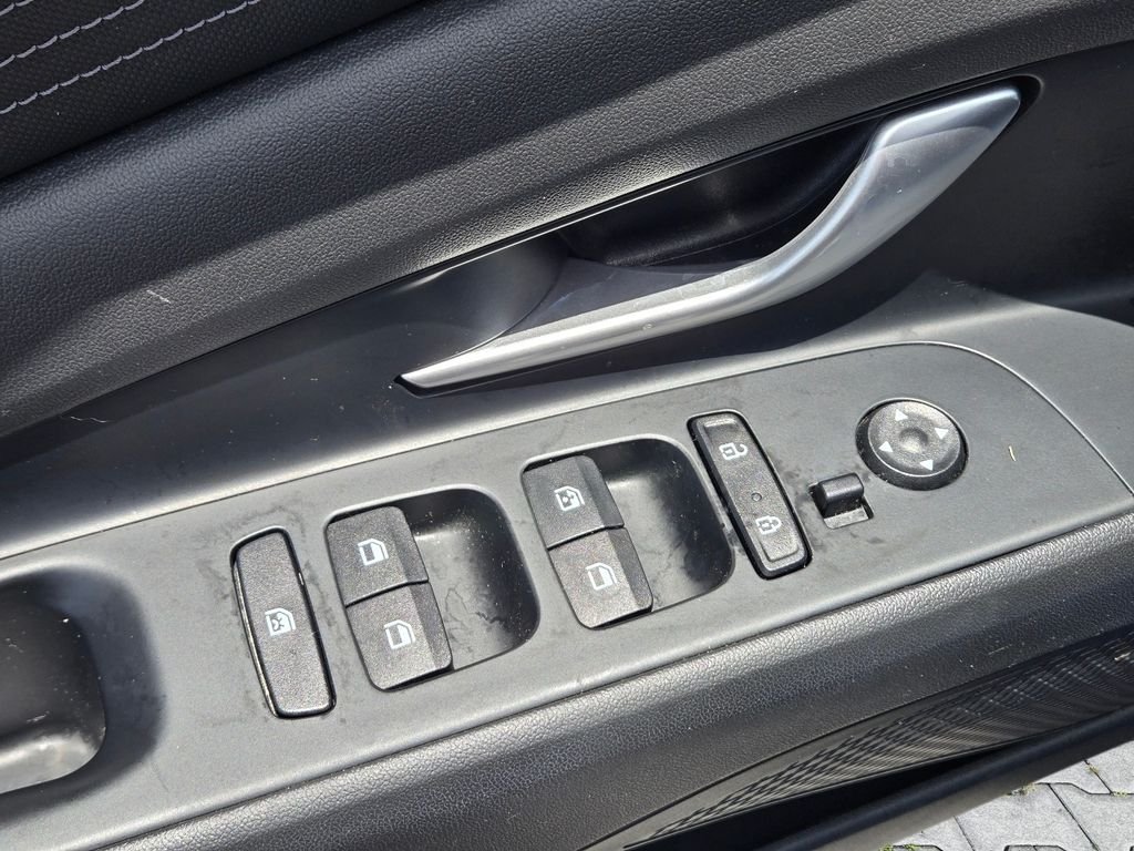 Used 2022 Blue Hyundai SEL image 13