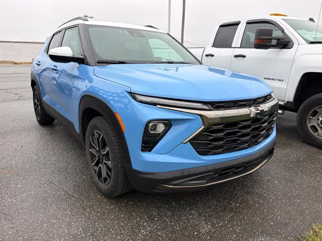 Used 2024 Fountain Blue Chevrolet ACTIV image 1