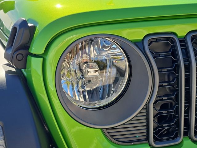 New 2026 Mojito Clear-Coat Exterior Paint Jeep Sport S image 7