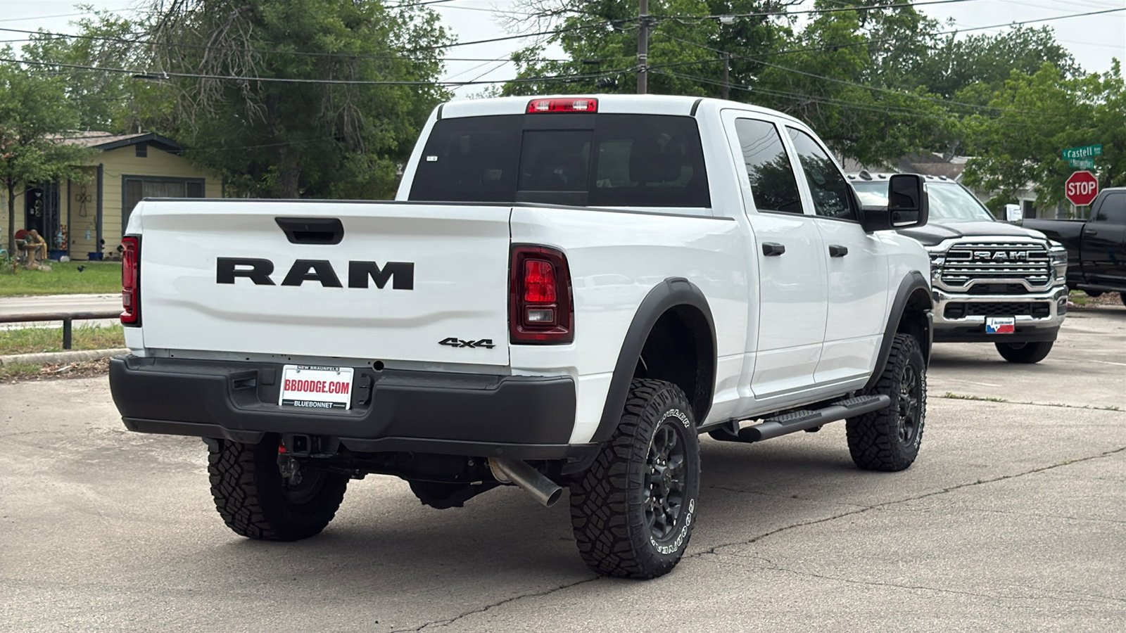 New 2026 Bright White Clear-Coat Exterior Paint RAM Tradesman image 5