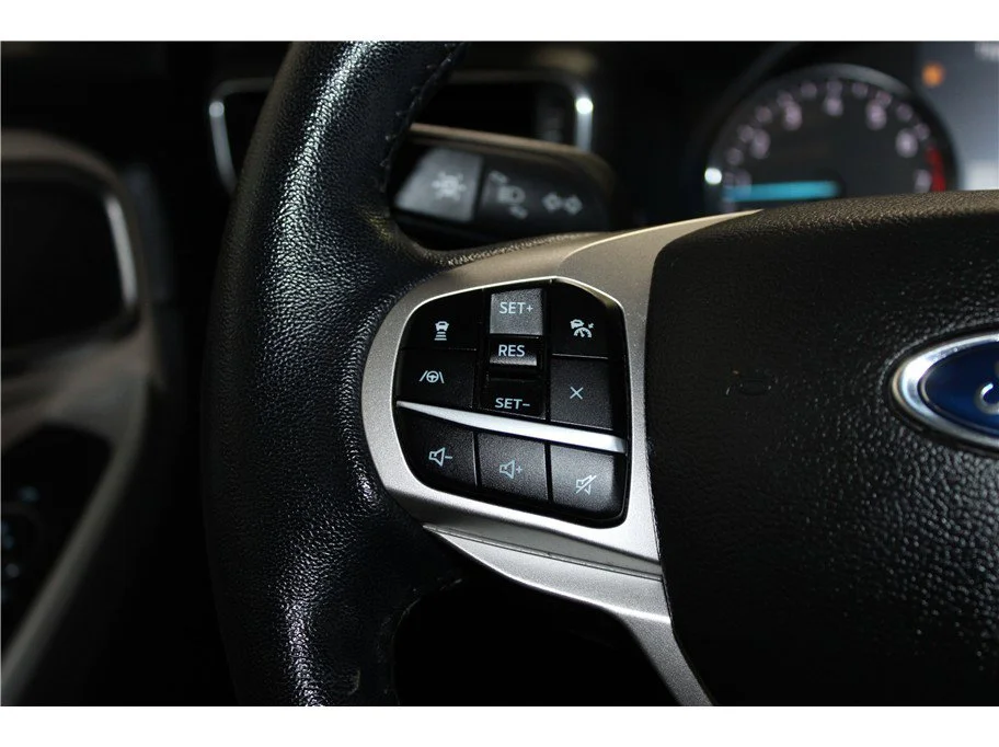 Used 2022 White Ford XLT image 29