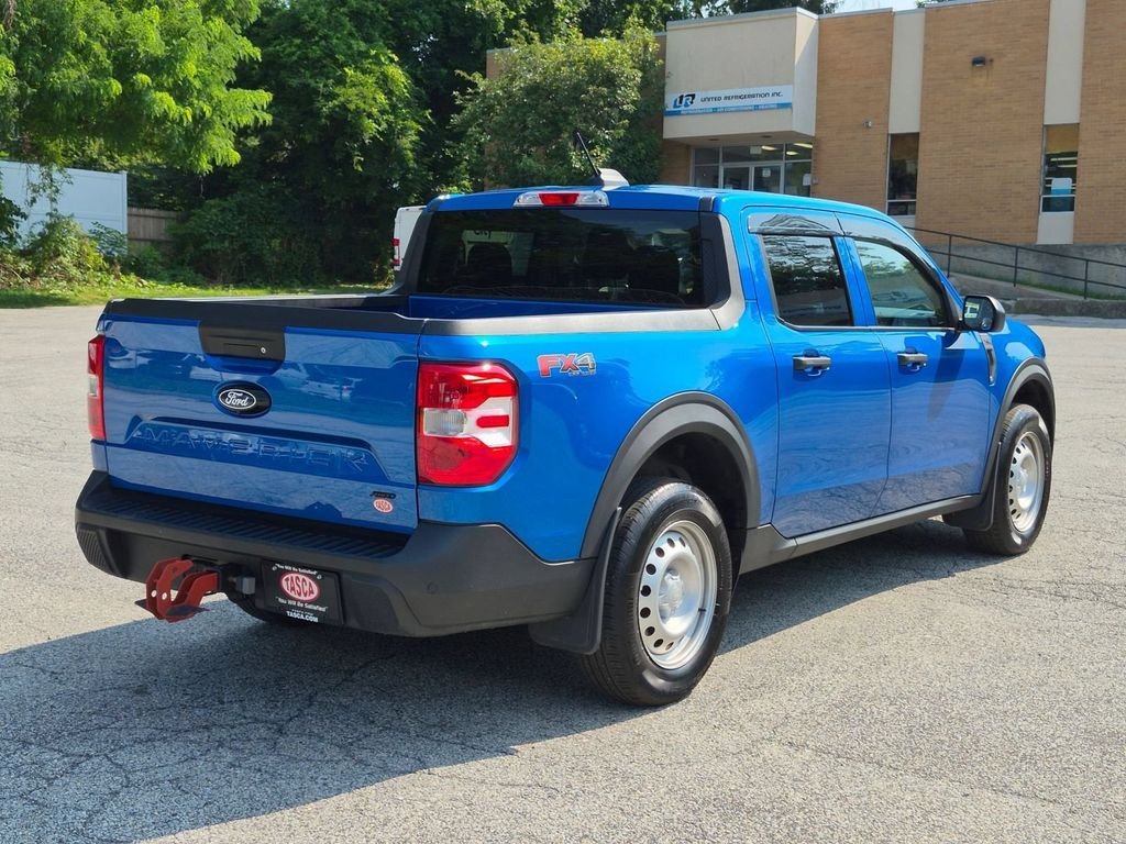 Used 2025 Blue Ford XL image 3