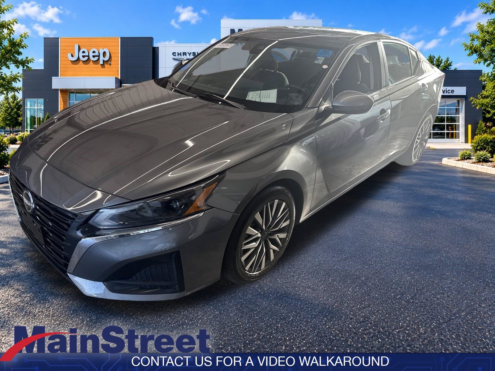 Used 2023 Nissan Altima SV with VIN 1N4BL4DV9PN367365 for sale in Lansing, KS