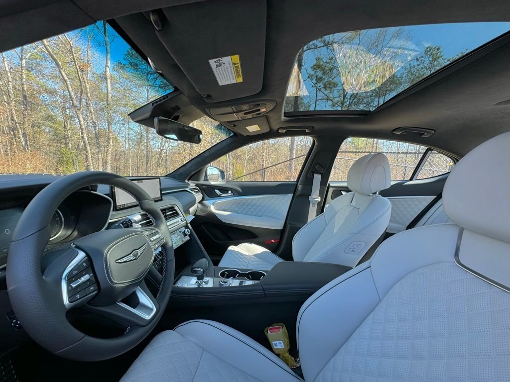 2025 GENESIS G70 Sport Advanced - Photo 19